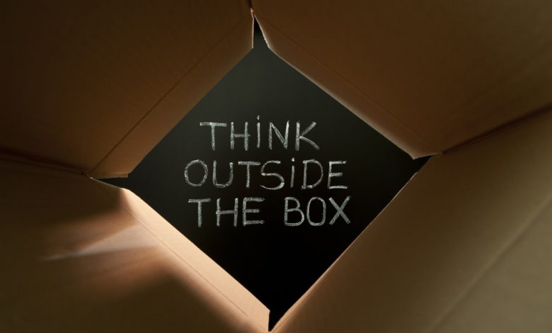 think outside box shutterstock 81177457 780x470 - فلسفه هک و خارج از چارچوب فکر کردن