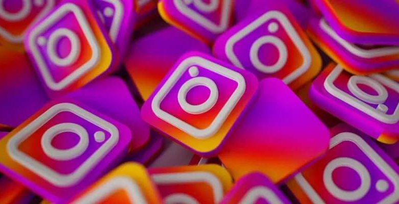 how to add a link in an Instagram story